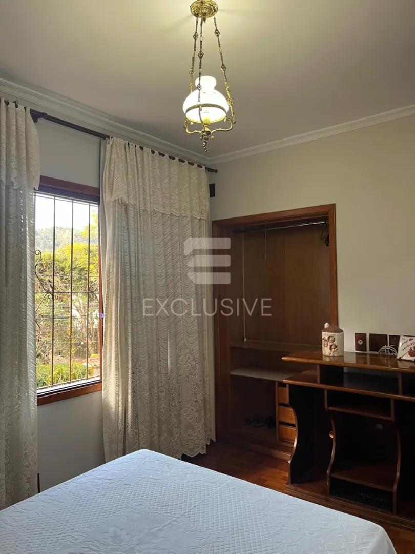 Casa com 5 dormit&oacute;rios &agrave; venda, 368 m&sup2; por R$ 1.750.000,00 - C&ocirc;nego - Nova Friburgo/RJ Rua Dom João VI Nova Friburgo - 