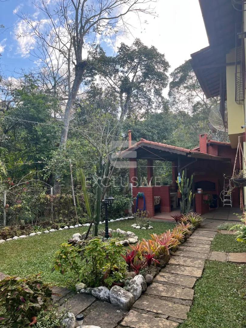 Casa com 5 dormit&oacute;rios &agrave; venda, 368 m&sup2; por R$ 1.750.000,00 - C&ocirc;nego - Nova Friburgo/RJ Rua Dom João VI Nova Friburgo - 
