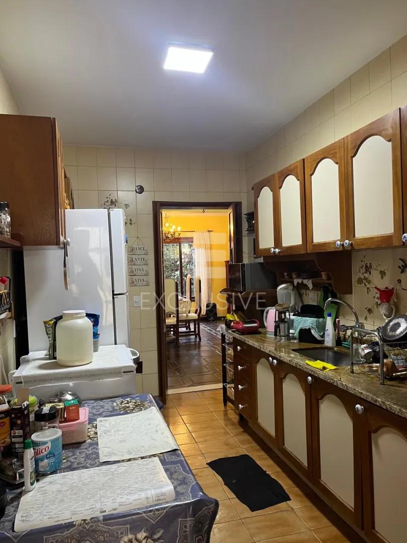Casa com 5 dormit&oacute;rios &agrave; venda, 368 m&sup2; por R$ 1.750.000,00 - C&ocirc;nego - Nova Friburgo/RJ Rua Dom João VI Nova Friburgo - 