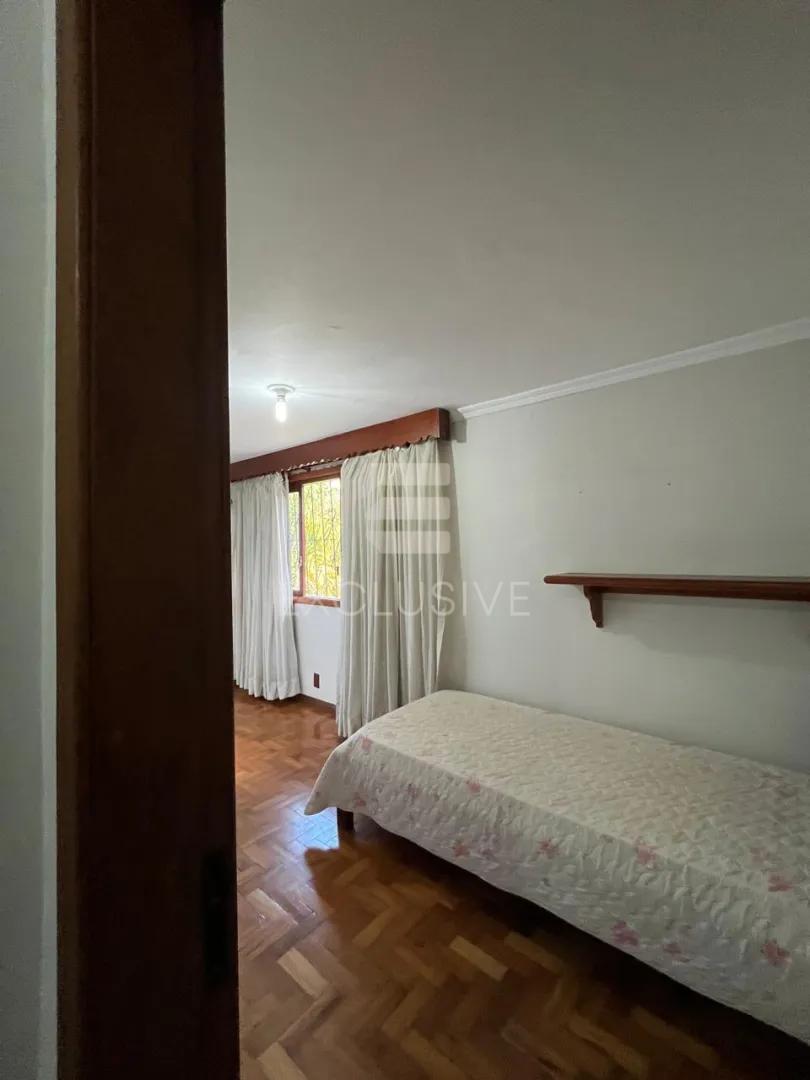 Casa com 5 dormit&oacute;rios &agrave; venda, 368 m&sup2; por R$ 1.750.000,00 - C&ocirc;nego - Nova Friburgo/RJ Rua Dom João VI Nova Friburgo - 