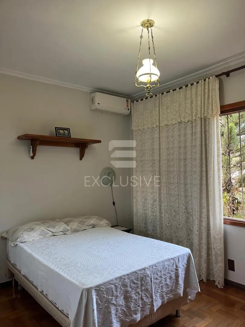 Casa com 5 dormit&oacute;rios &agrave; venda, 368 m&sup2; por R$ 1.750.000,00 - C&ocirc;nego - Nova Friburgo/RJ Rua Dom João VI Nova Friburgo - 