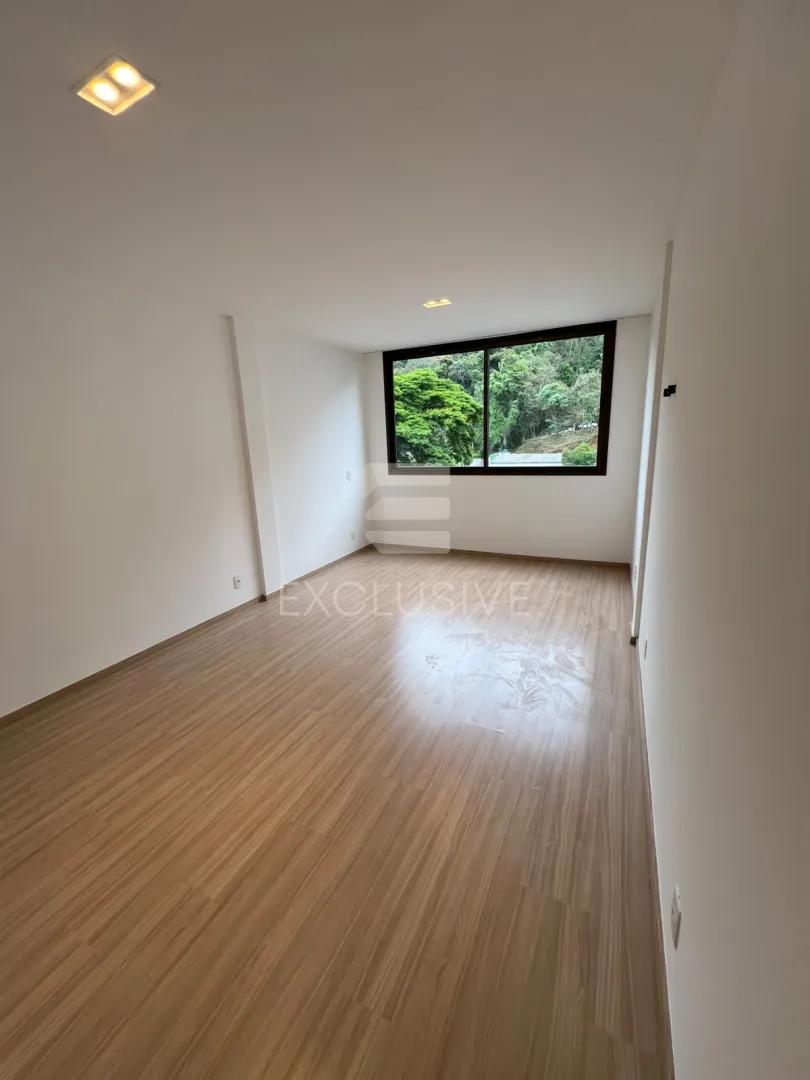 EXCELENTE APARTAMENTO PARA LOCA&Ccedil;&Atilde;O COM 2 QUARTOS - CENTRO - NOVA FRIBURGO/RJ  Nova Friburgo - 