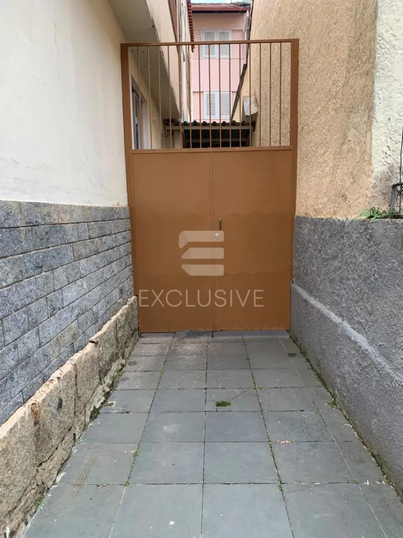 CASA COM 2 QUARTOS PARA ALUGAR - CENTRO - NOVA FRIBURGO/RJ  Nova Friburgo - 
