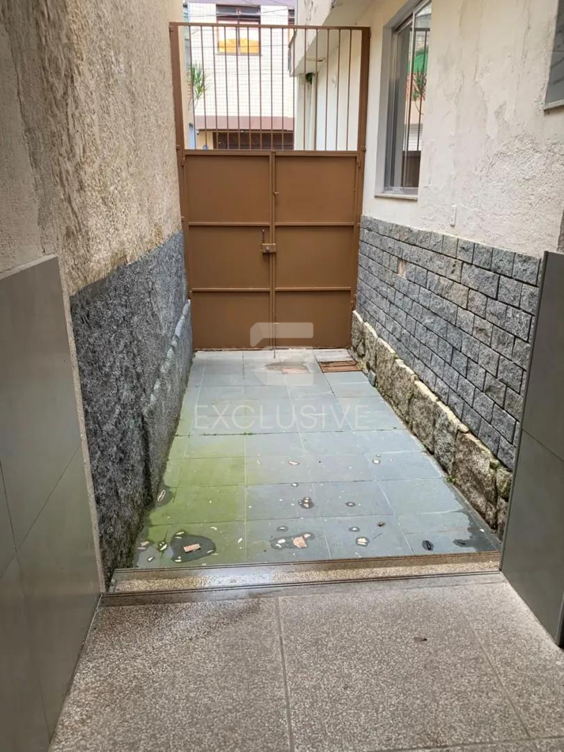 CASA COM 2 QUARTOS PARA ALUGAR - CENTRO - NOVA FRIBURGO/RJ  Nova Friburgo - 
