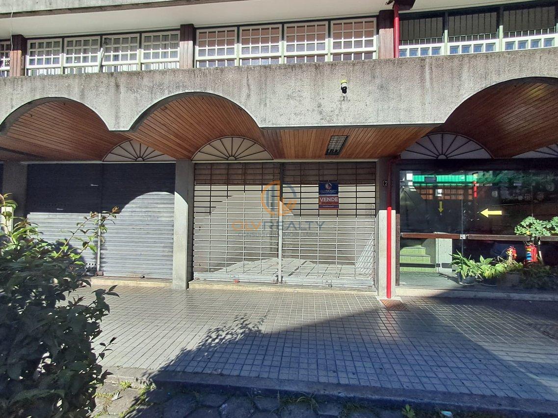 Loja a Venda no Shopping Roseiral - Olaria - Nova Friburgo/RJ Rua Doutor Jorge El-Jaick Nova Friburgo - 