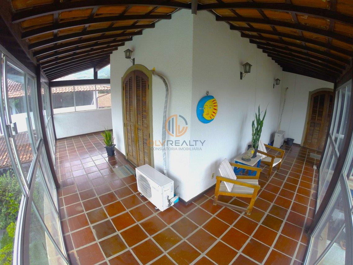 Linda Casa de esquina com 3Q, suíte, piscina no Engenho do Mato | Niterói/RJ Rua dos Jequitibas  Niterói - 