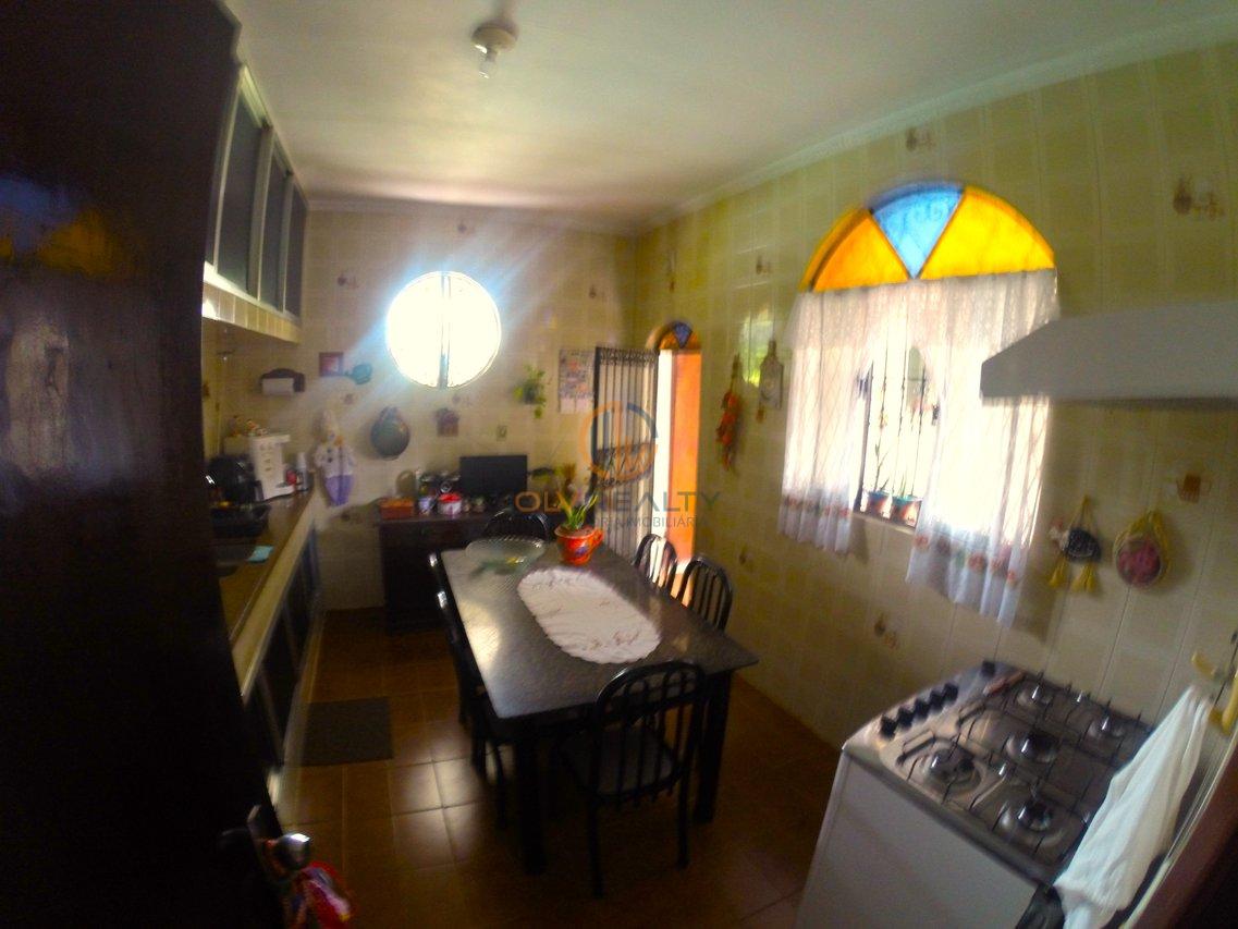 Linda Casa de esquina com 3Q, suíte, piscina no Engenho do Mato | Niterói/RJ Rua dos Jequitibas  Niterói - 