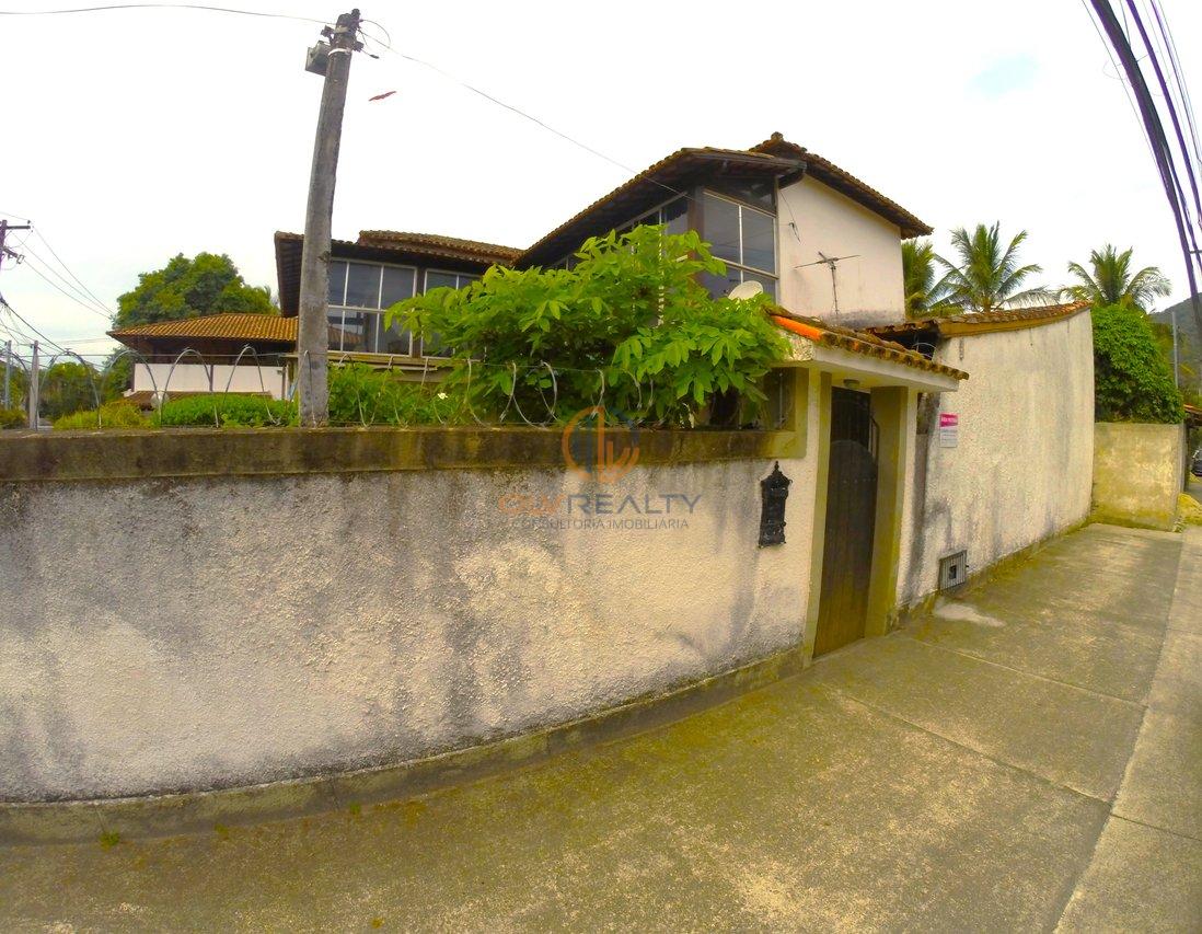 Linda Casa de esquina com 3Q, suíte, piscina no Engenho do Mato | Niterói/RJ Rua dos Jequitibas  Niterói - 