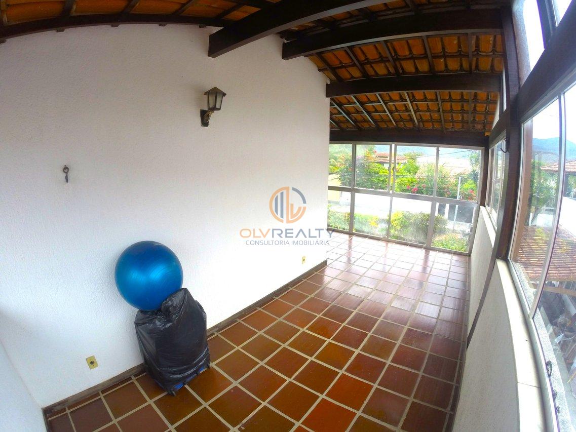 Linda Casa de esquina com 3Q, suíte, piscina no Engenho do Mato | Niterói/RJ Rua dos Jequitibas  Niterói - 