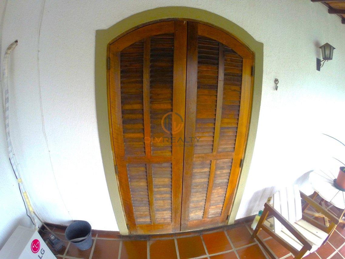 Linda Casa de esquina com 3Q, suíte, piscina no Engenho do Mato | Niterói/RJ Rua dos Jequitibas  Niterói - 