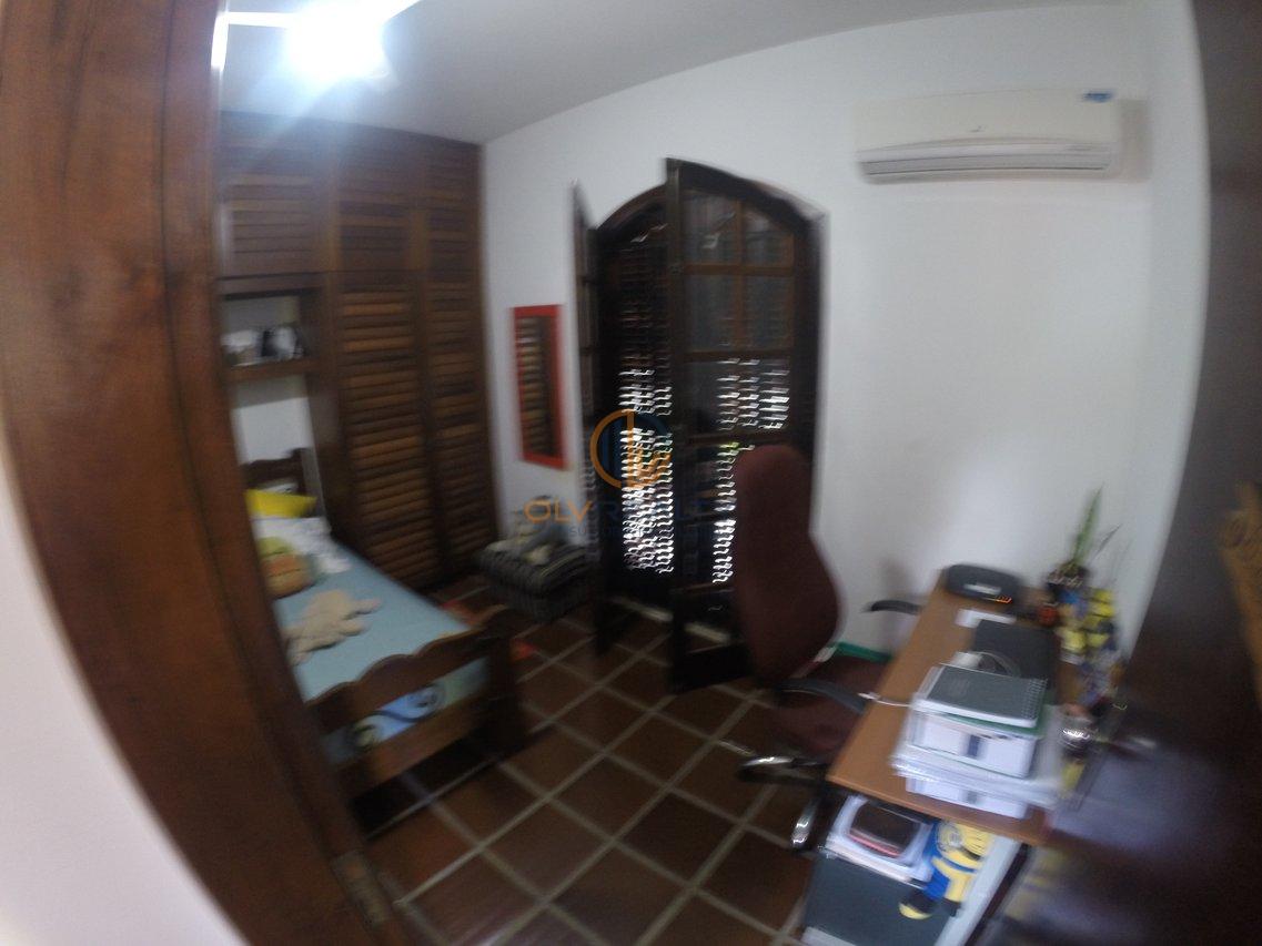 Linda Casa de esquina com 3Q, suíte, piscina no Engenho do Mato | Niterói/RJ Rua dos Jequitibas  Niterói - 