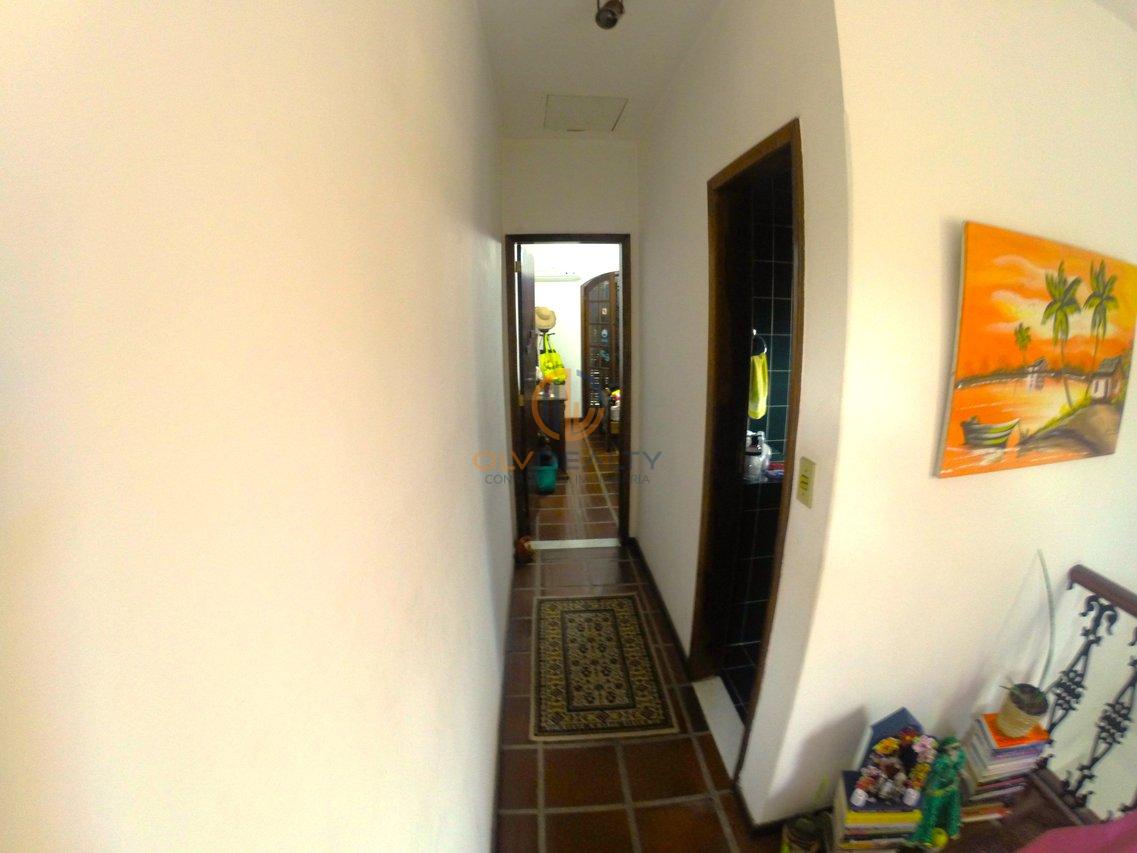 Linda Casa de esquina com 3Q, suíte, piscina no Engenho do Mato | Niterói/RJ Rua dos Jequitibas  Niterói - 