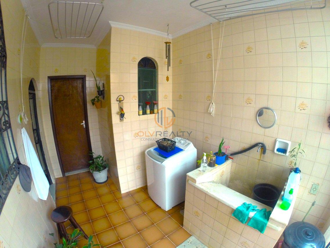 Linda Casa de esquina com 3Q, suíte, piscina no Engenho do Mato | Niterói/RJ Rua dos Jequitibas  Niterói - 