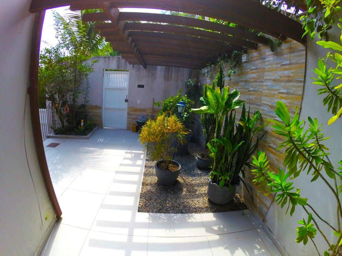 Linda e Charmosa Casa de 3 suítes + piscina e área de lazer | Itaipu - Maravista - Niterói - 