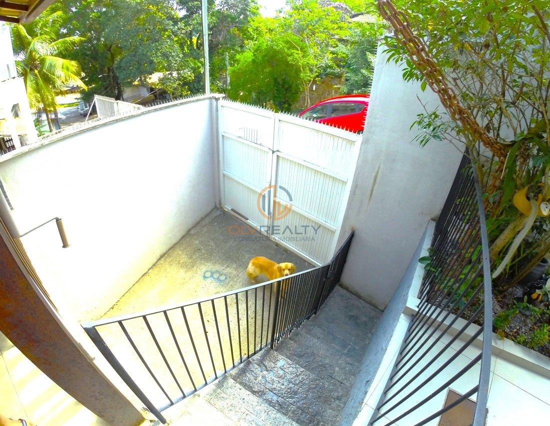Linda e Charmosa Casa de 3 suítes + piscina e área de lazer | Itaipu - Maravista - Niterói - 