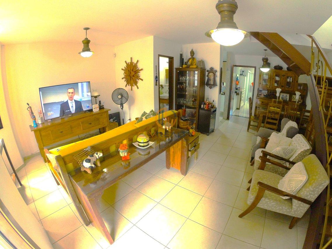 Linda e Charmosa Casa de 3 suítes + piscina e área de lazer | Itaipu - Maravista - Niterói - 