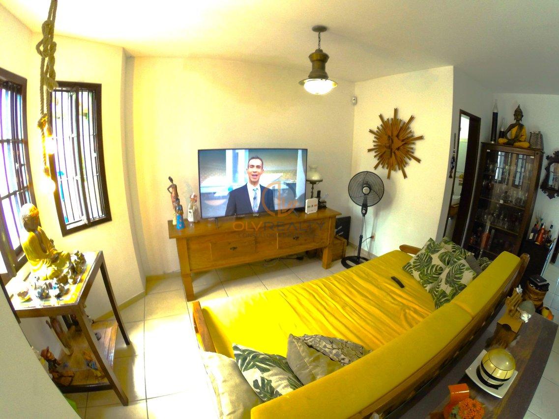 Linda e Charmosa Casa de 3 suítes + piscina e área de lazer | Itaipu - Maravista - Niterói - 