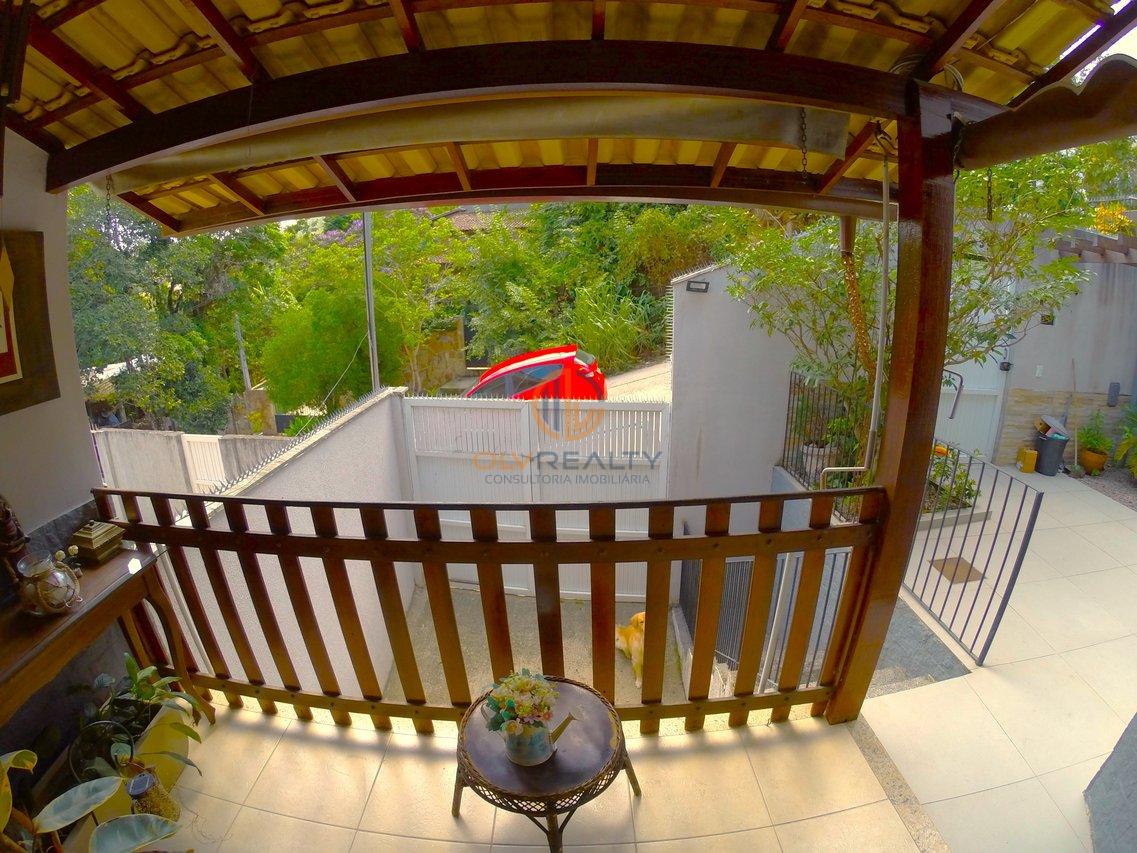 Linda e Charmosa Casa de 3 suítes + piscina e área de lazer | Itaipu - Maravista - Niterói - 