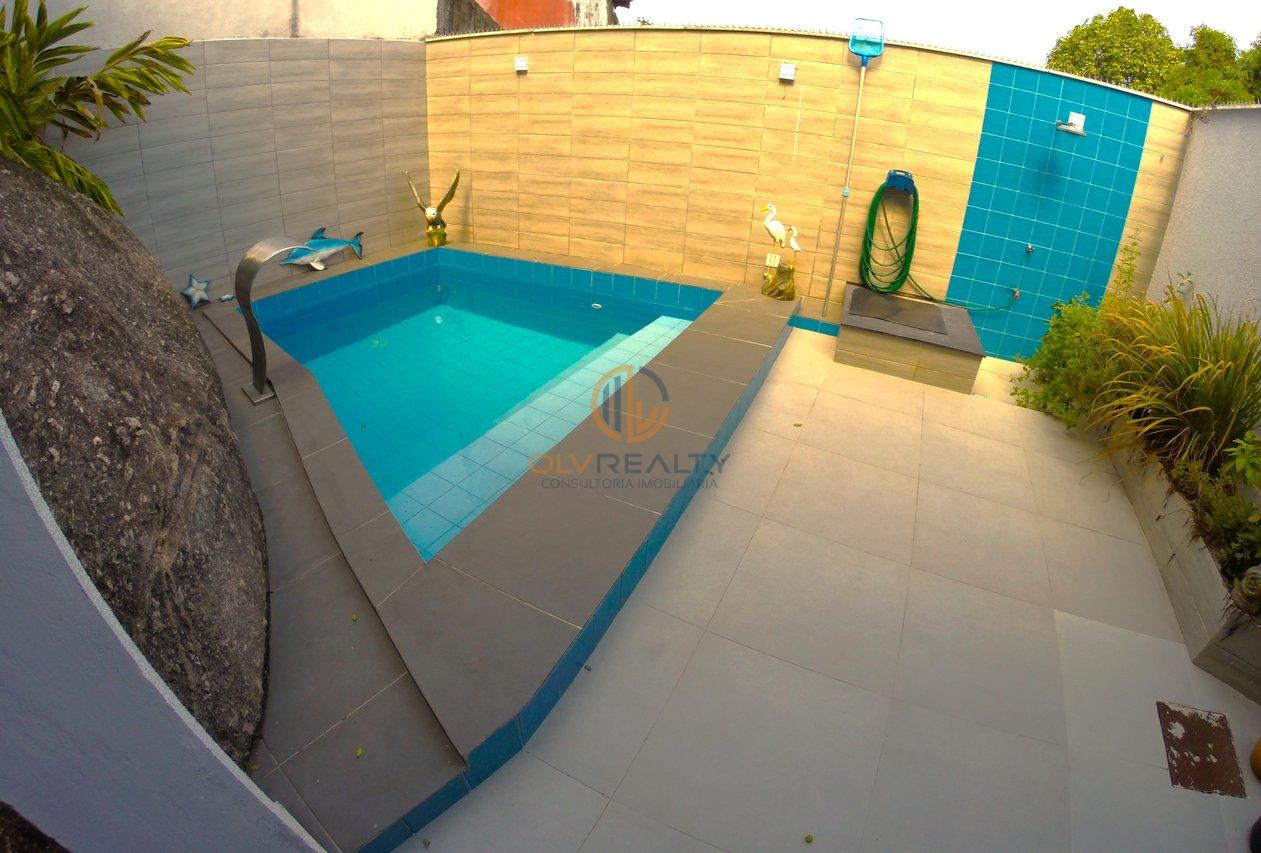Linda e Charmosa Casa de 3 suítes + piscina e área de lazer | Itaipu - Maravista - Niterói - 