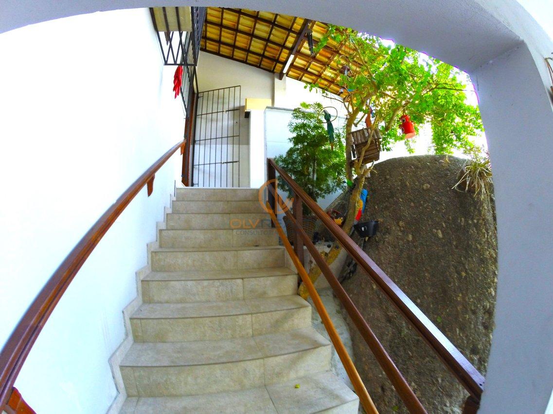 Linda e Charmosa Casa de 3 suítes + piscina e área de lazer | Itaipu - Maravista - Niterói - 
