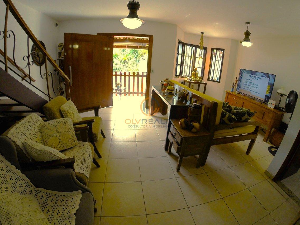 Linda e Charmosa Casa de 3 suítes + piscina e área de lazer | Itaipu - Maravista - Niterói - 