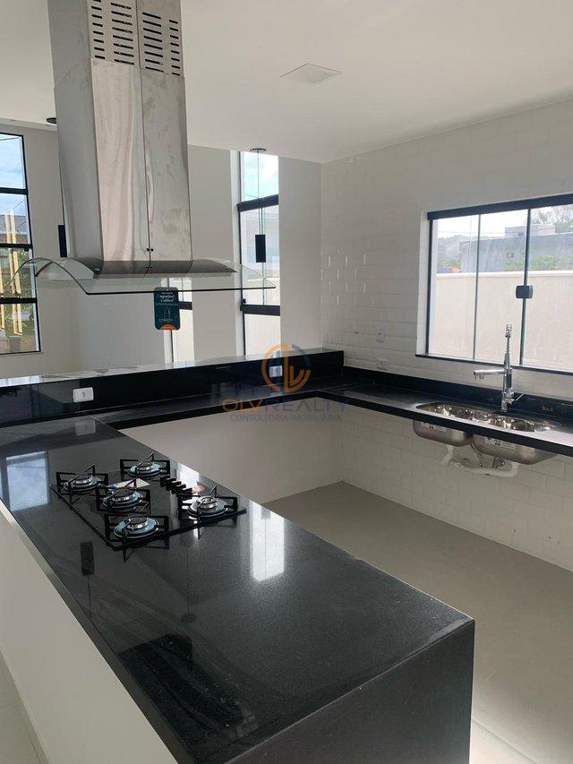 Excelente Casa Linear no Condomínio Alphaville 1 – Inoã, Maricá/RJ Rodovia Ernani do Amaral Peixoto Maricá - 