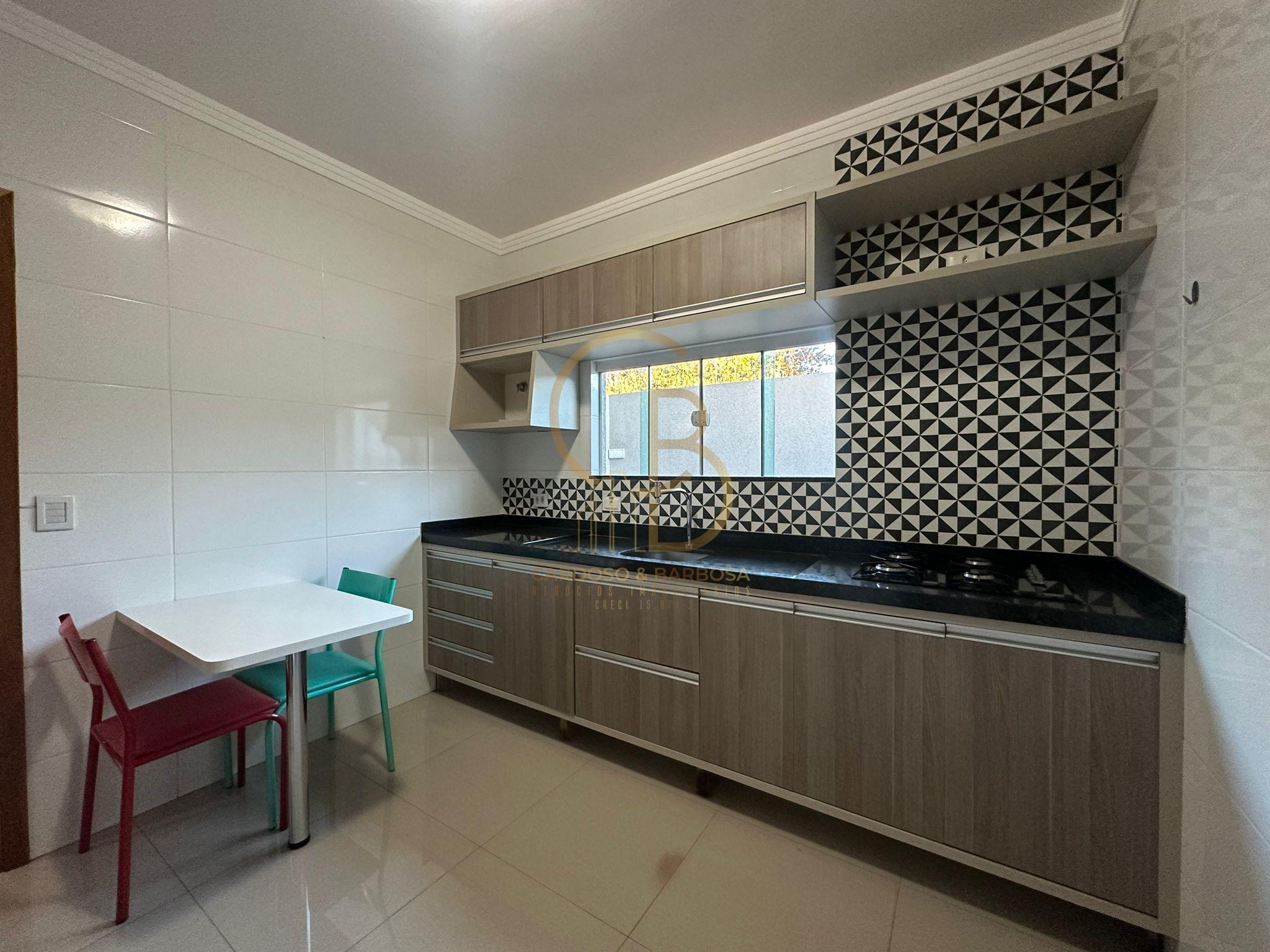 EXCELENTE SOBRADO TV MORENA  Campo Grande - 