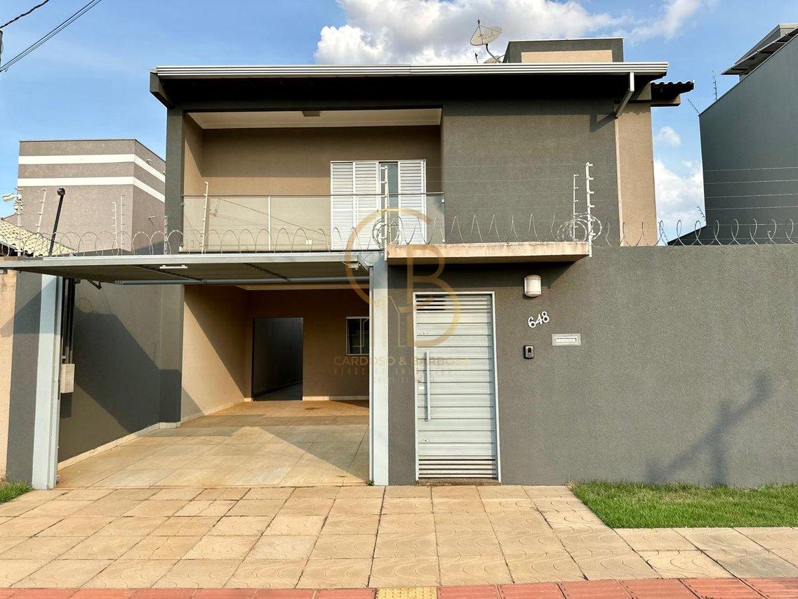 SOBRADO ESPAÇOSO COM PISCINA AQUECIDA - Campo Grande - 