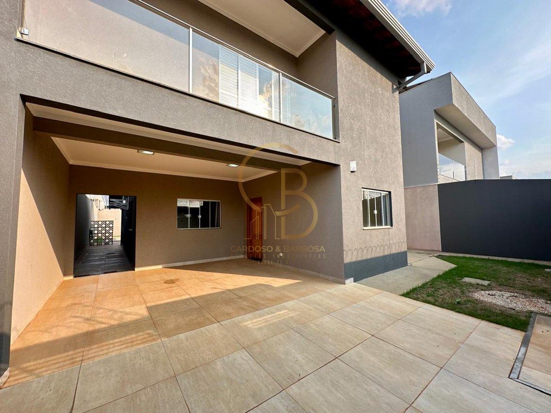 SOBRADO ESPAÇOSO COM PISCINA AQUECIDA - Campo Grande - 