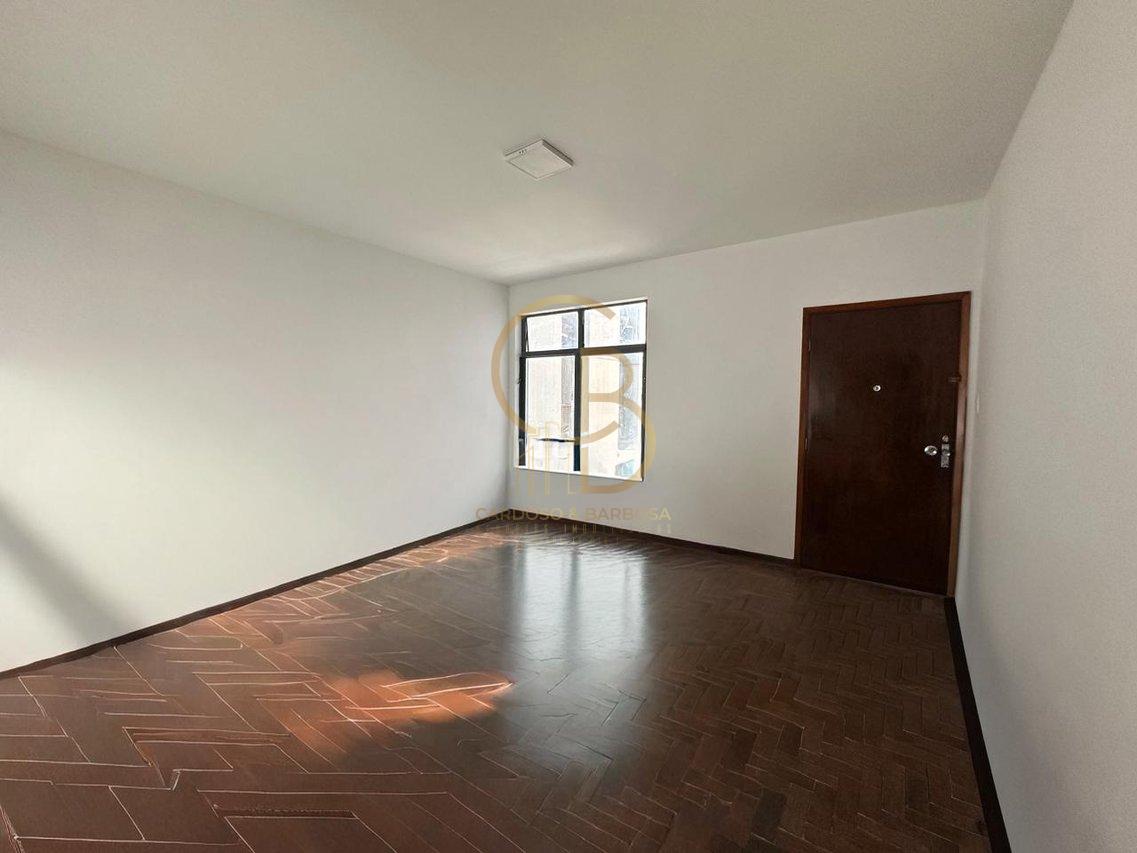 EDIF&Iacute;CIO ELISB&Eacute;RIO BARBOSA, APARTAMENTO LOCALIZADO NO CORA&Ccedil;&Atilde;O DE CAMPO GRANDE Av. Afonso Pena Campo Grande - 