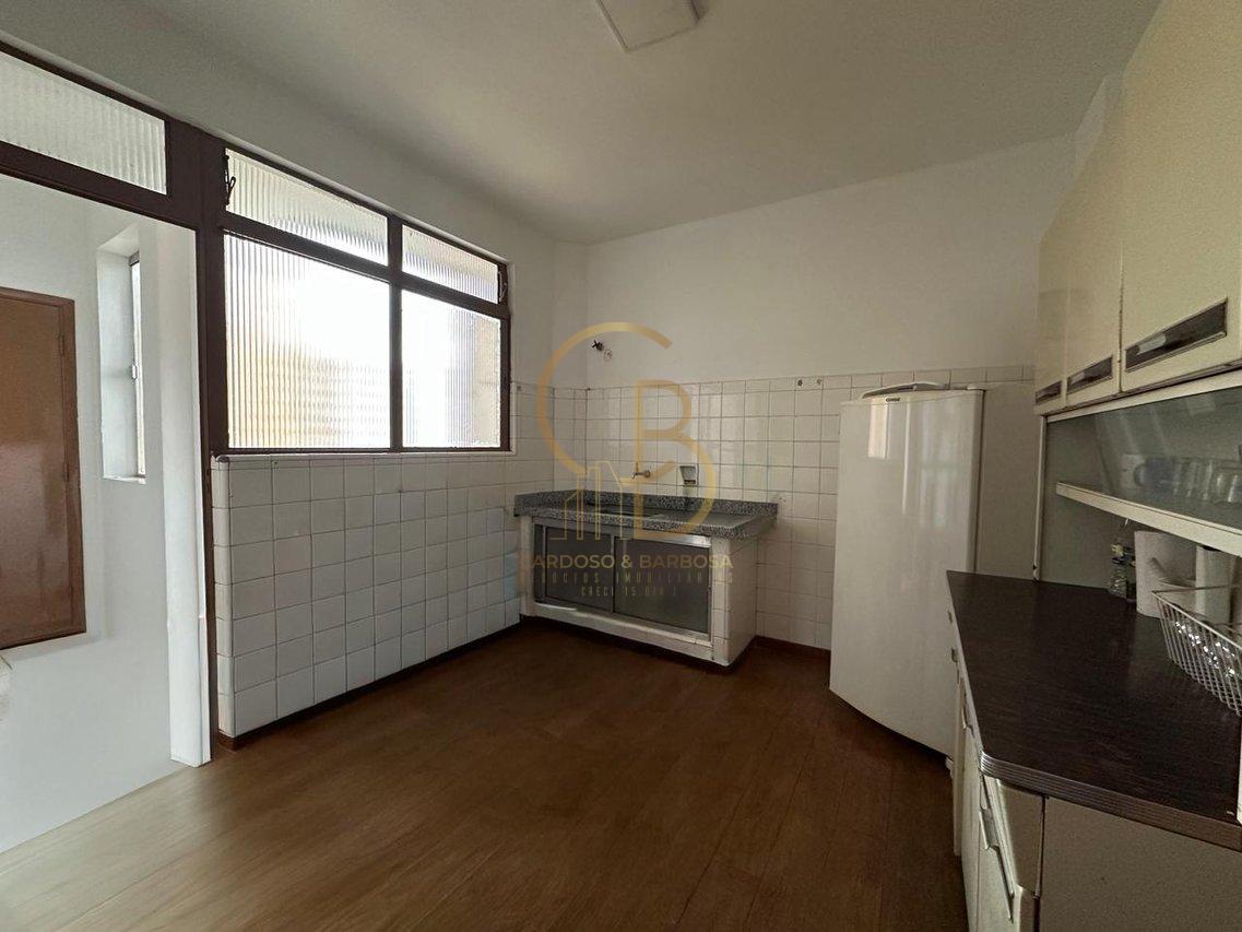 EDIF&Iacute;CIO ELISB&Eacute;RIO BARBOSA, APARTAMENTO LOCALIZADO NO CORA&Ccedil;&Atilde;O DE CAMPO GRANDE Av. Afonso Pena Campo Grande - 