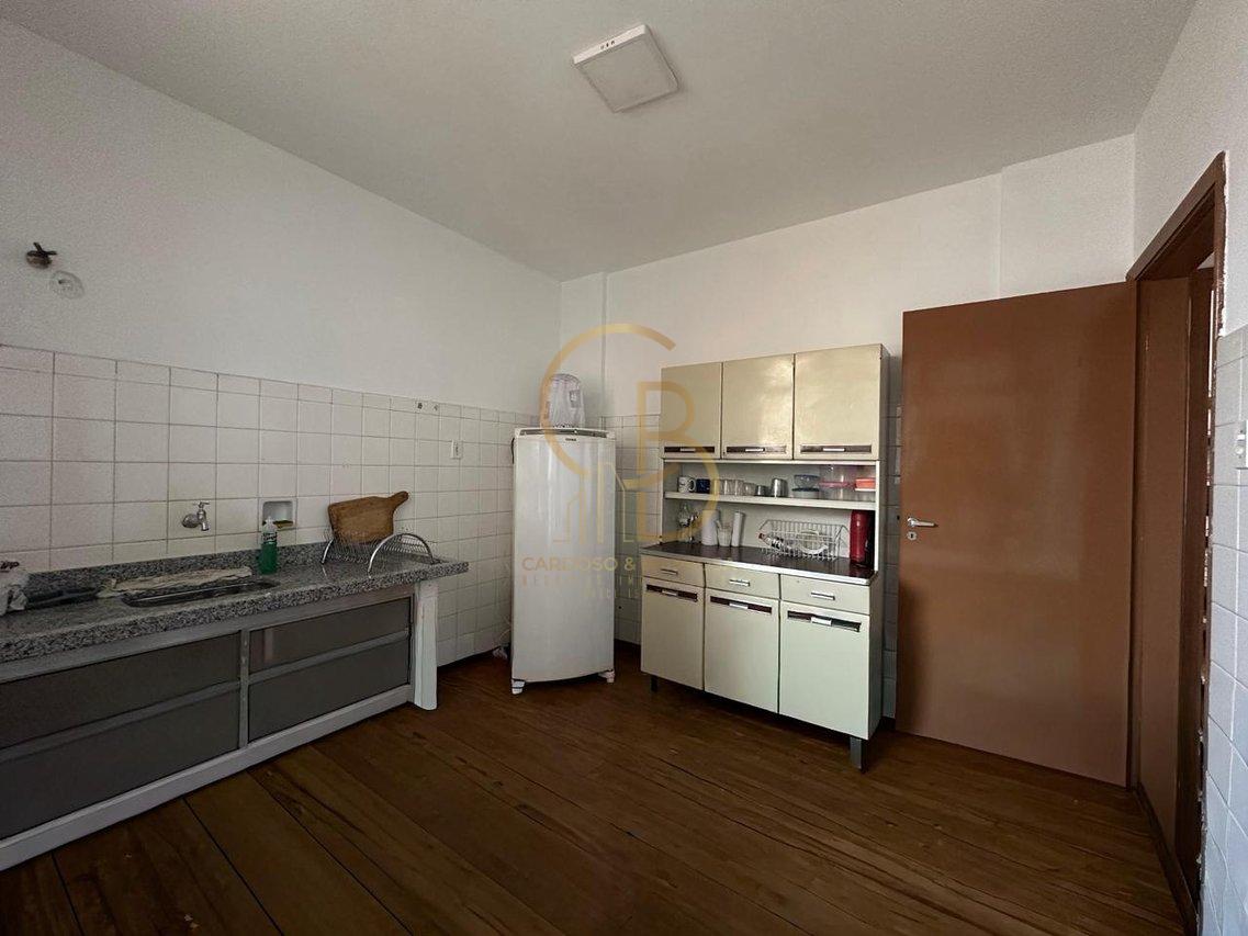 EDIF&Iacute;CIO ELISB&Eacute;RIO BARBOSA, APARTAMENTO LOCALIZADO NO CORA&Ccedil;&Atilde;O DE CAMPO GRANDE Av. Afonso Pena Campo Grande - 