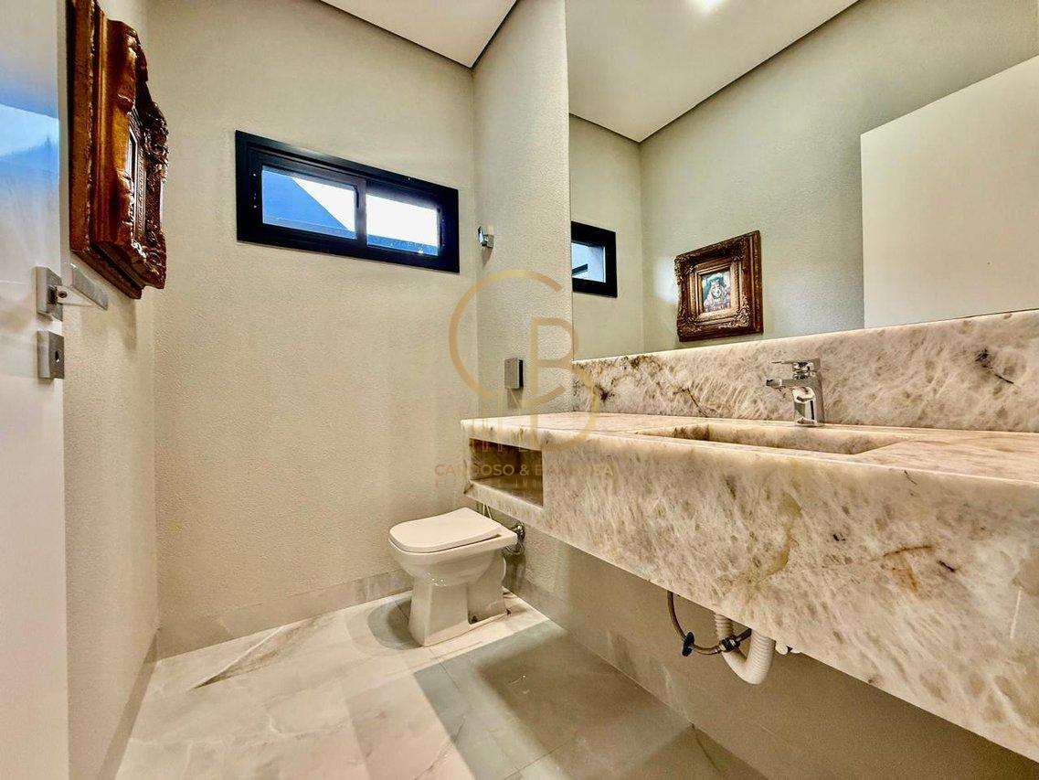 ALPHAVILLE II: CASA CLEAN, SOFISTICADA E PRONTA PARA MORAR – PORTEIRA FECHADA - Campo Grande - 