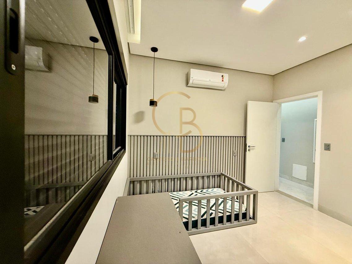 ALPHAVILLE II: CASA CLEAN, SOFISTICADA E PRONTA PARA MORAR – PORTEIRA FECHADA - Campo Grande - 