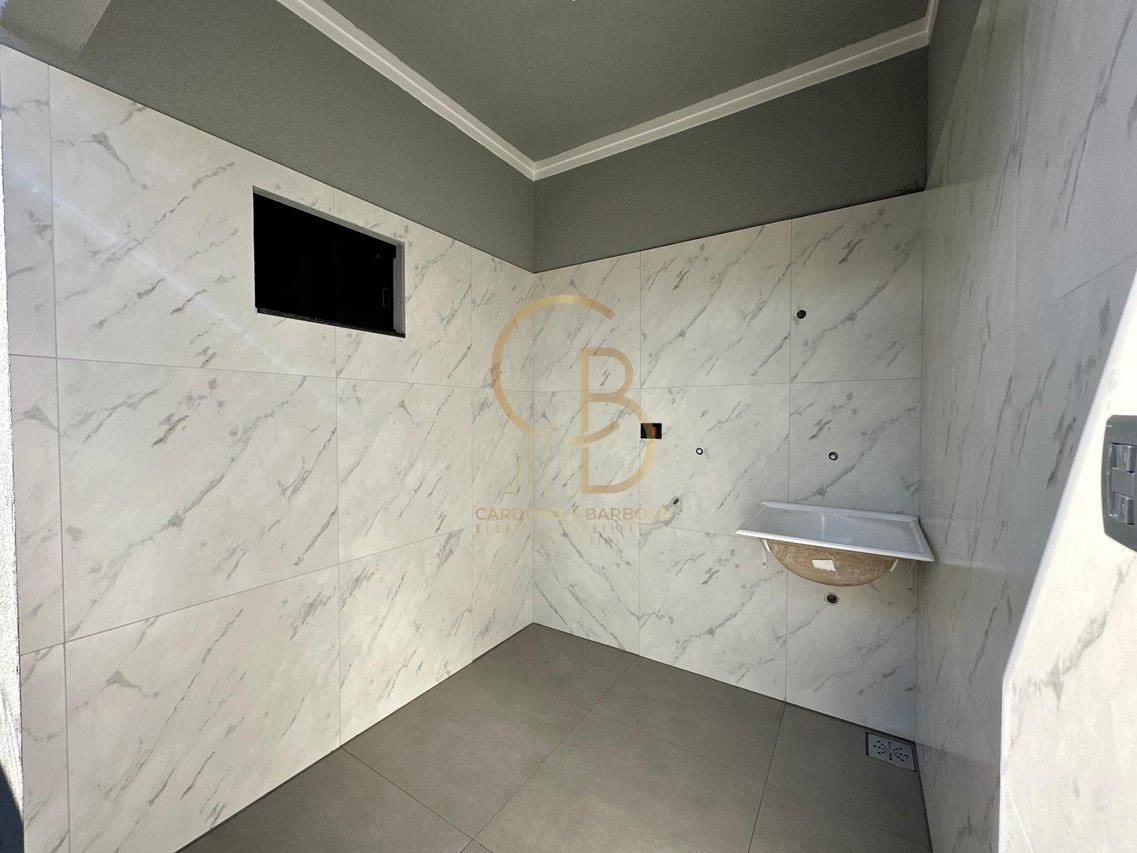 ESTILO E CONFORTO: CASA MODERNA COM PISCINA E SUÍTE - Campo Grande - 