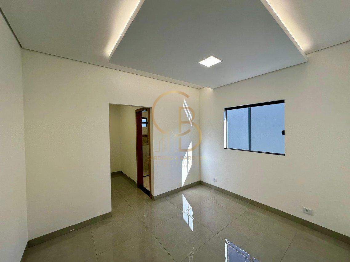 ESTILO E CONFORTO: CASA MODERNA COM PISCINA E SUÍTE - Campo Grande - 