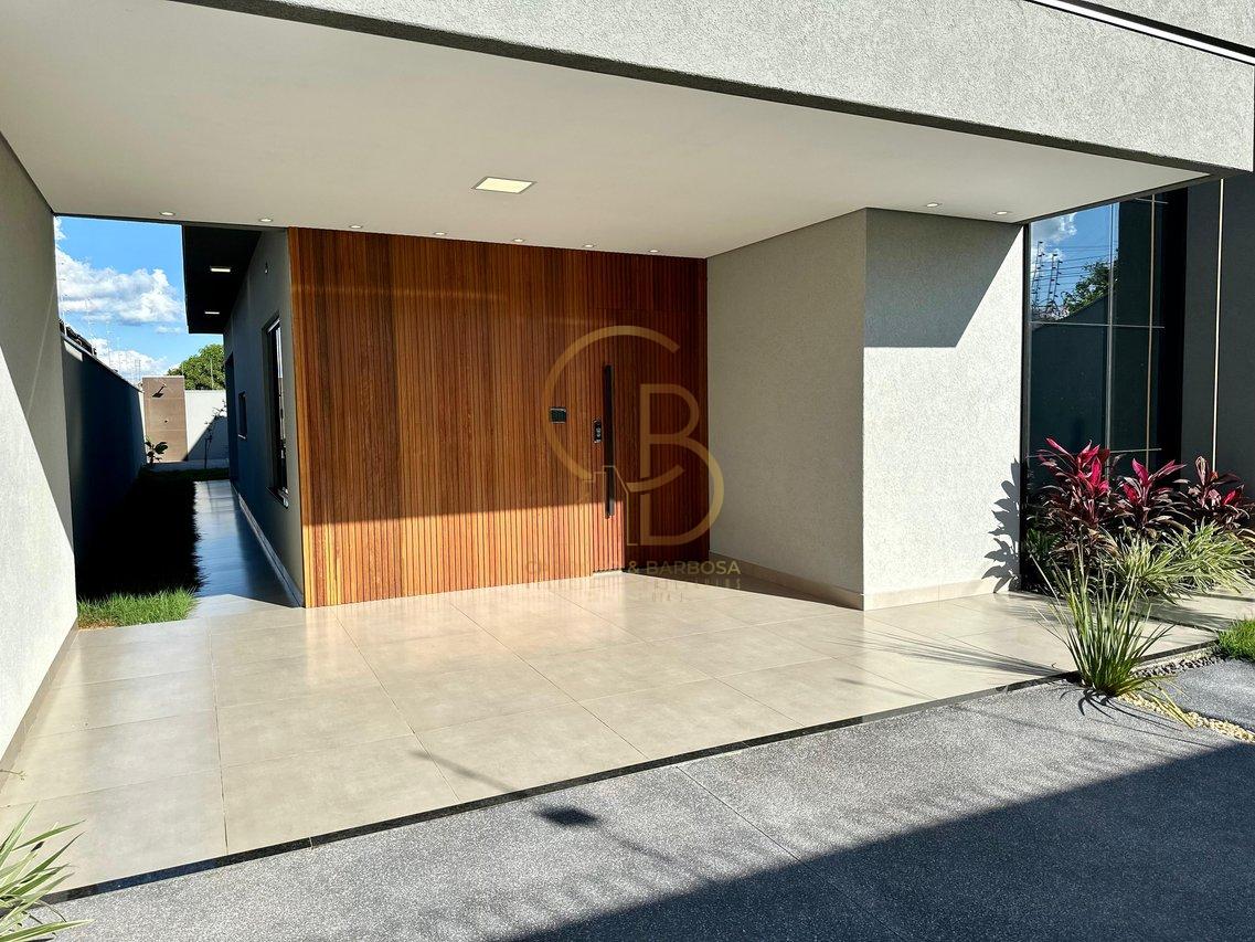 ESTILO E CONFORTO: CASA MODERNA COM PISCINA E SUÍTE - Campo Grande - 