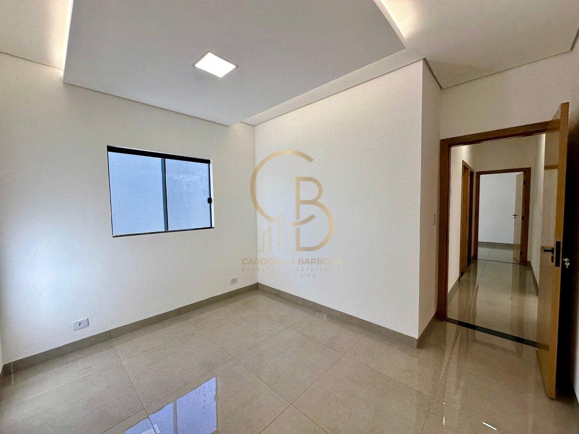 ESTILO E CONFORTO: CASA MODERNA COM PISCINA E SUÍTE - Campo Grande - 