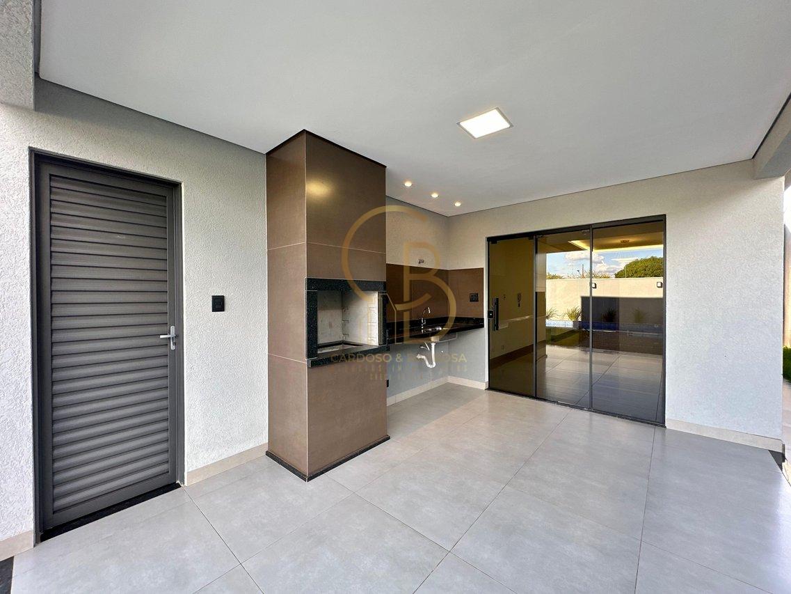 ESTILO E CONFORTO: CASA MODERNA COM PISCINA E SUÍTE - Campo Grande - 