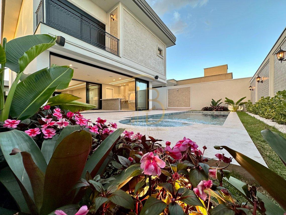SOBRADO LUXUOSO E INTELIGENTE NO EXCLUSIVO RESIDENCIAL AMANTINI - Campo Grande - 