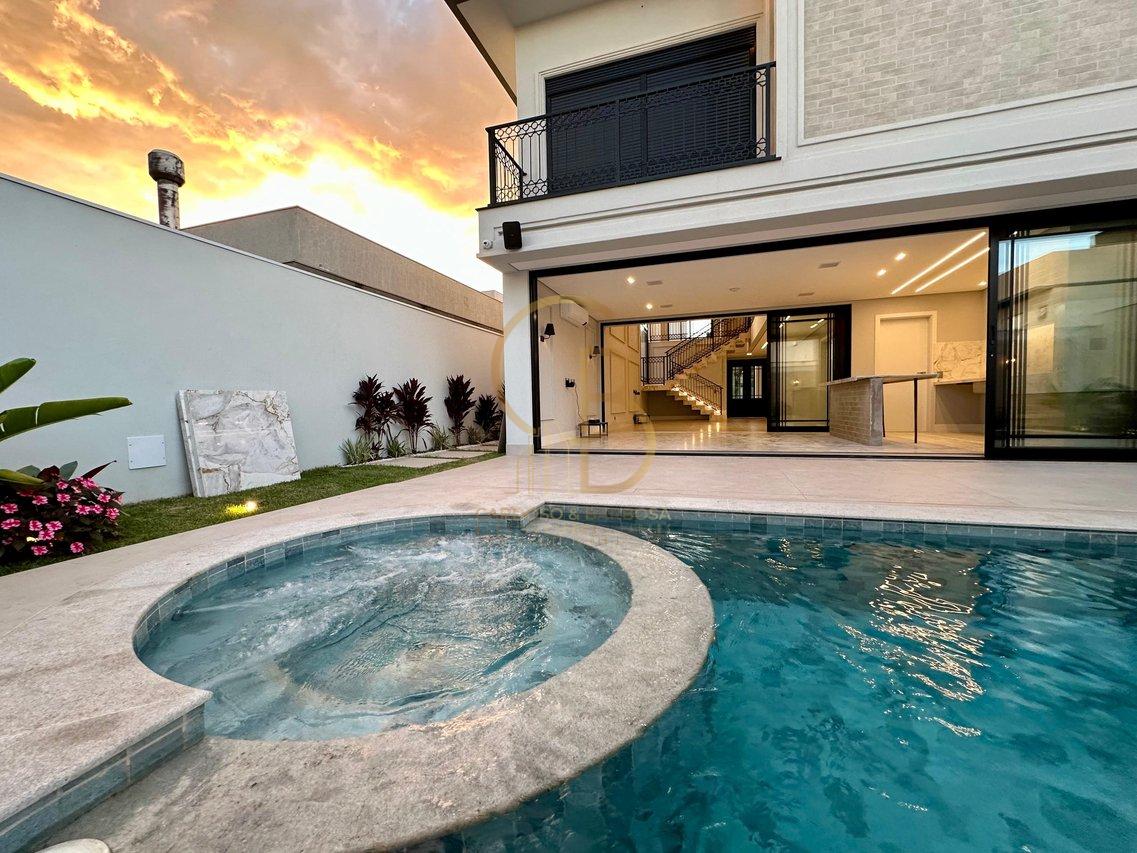 SOBRADO LUXUOSO E INTELIGENTE NO EXCLUSIVO RESIDENCIAL AMANTINI - Campo Grande - 