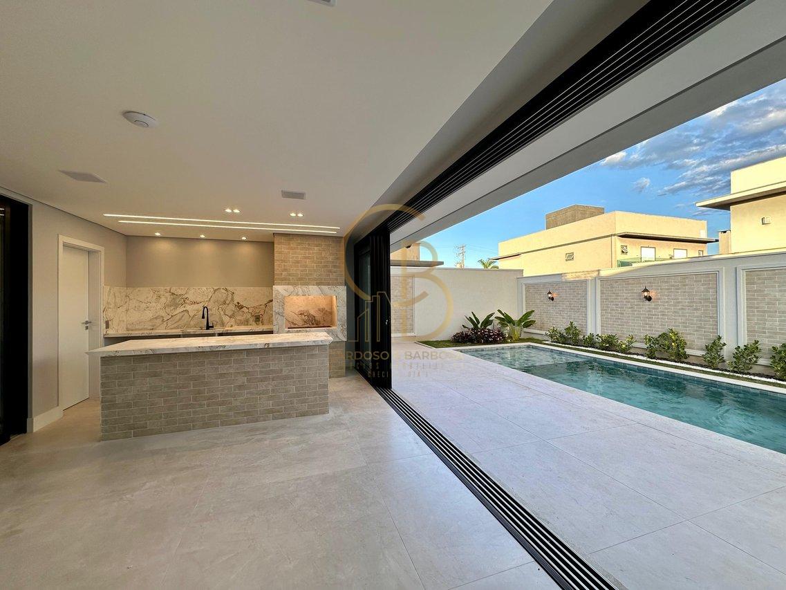 SOBRADO LUXUOSO E INTELIGENTE NO EXCLUSIVO RESIDENCIAL AMANTINI - Campo Grande - 