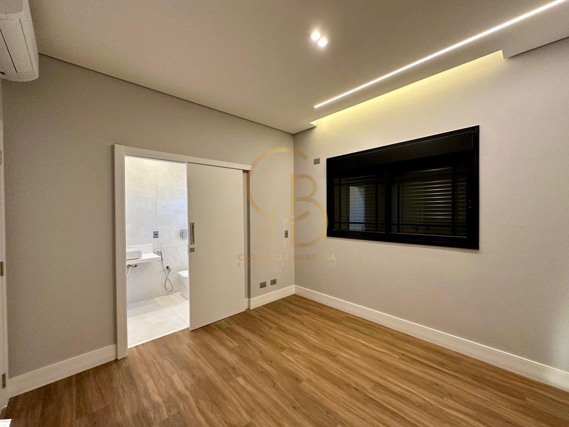 SOBRADO LUXUOSO E INTELIGENTE NO EXCLUSIVO RESIDENCIAL AMANTINI - Campo Grande - 