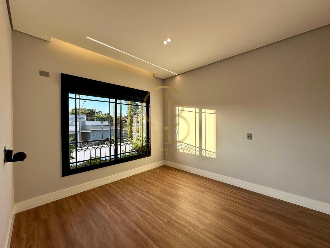 SOBRADO LUXUOSO E INTELIGENTE NO EXCLUSIVO RESIDENCIAL AMANTINI - Campo Grande - 