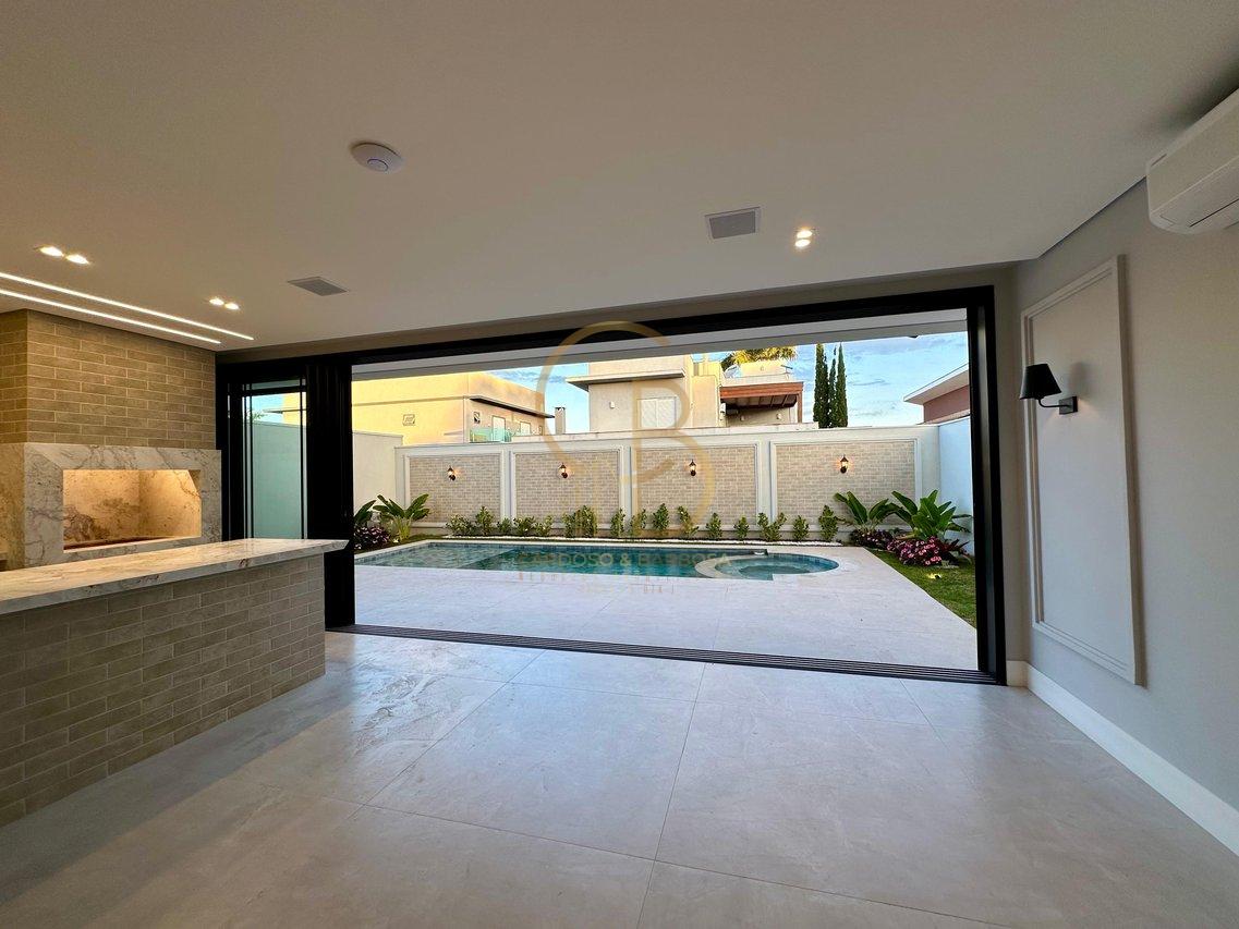 SOBRADO LUXUOSO E INTELIGENTE NO EXCLUSIVO RESIDENCIAL AMANTINI - Campo Grande - 