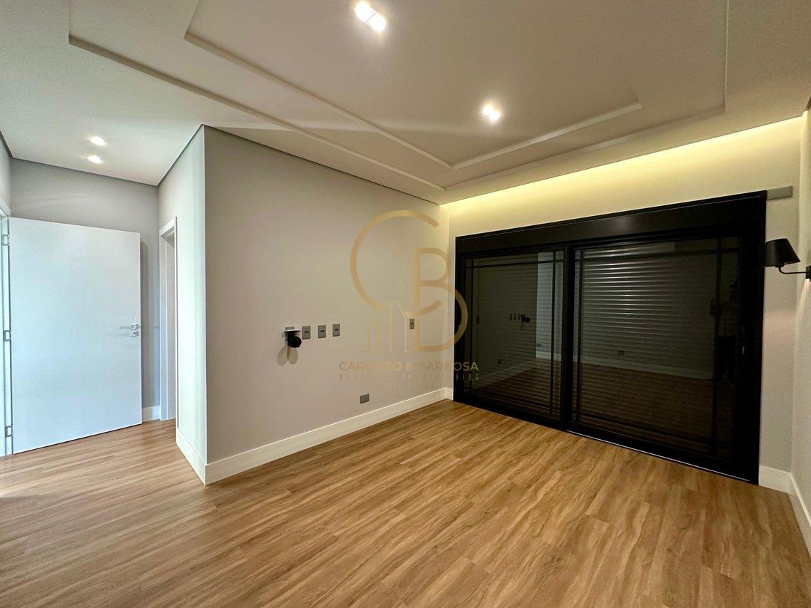 SOBRADO LUXUOSO E INTELIGENTE NO EXCLUSIVO RESIDENCIAL AMANTINI - Campo Grande - 