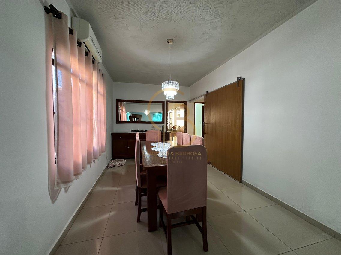 CASA COM PISCINA NA VILA JUSSARA– CONFORTO, SEGURANÇA E PRATICIDADE EM UM SÓ LUGAR!  Campo Grande - 