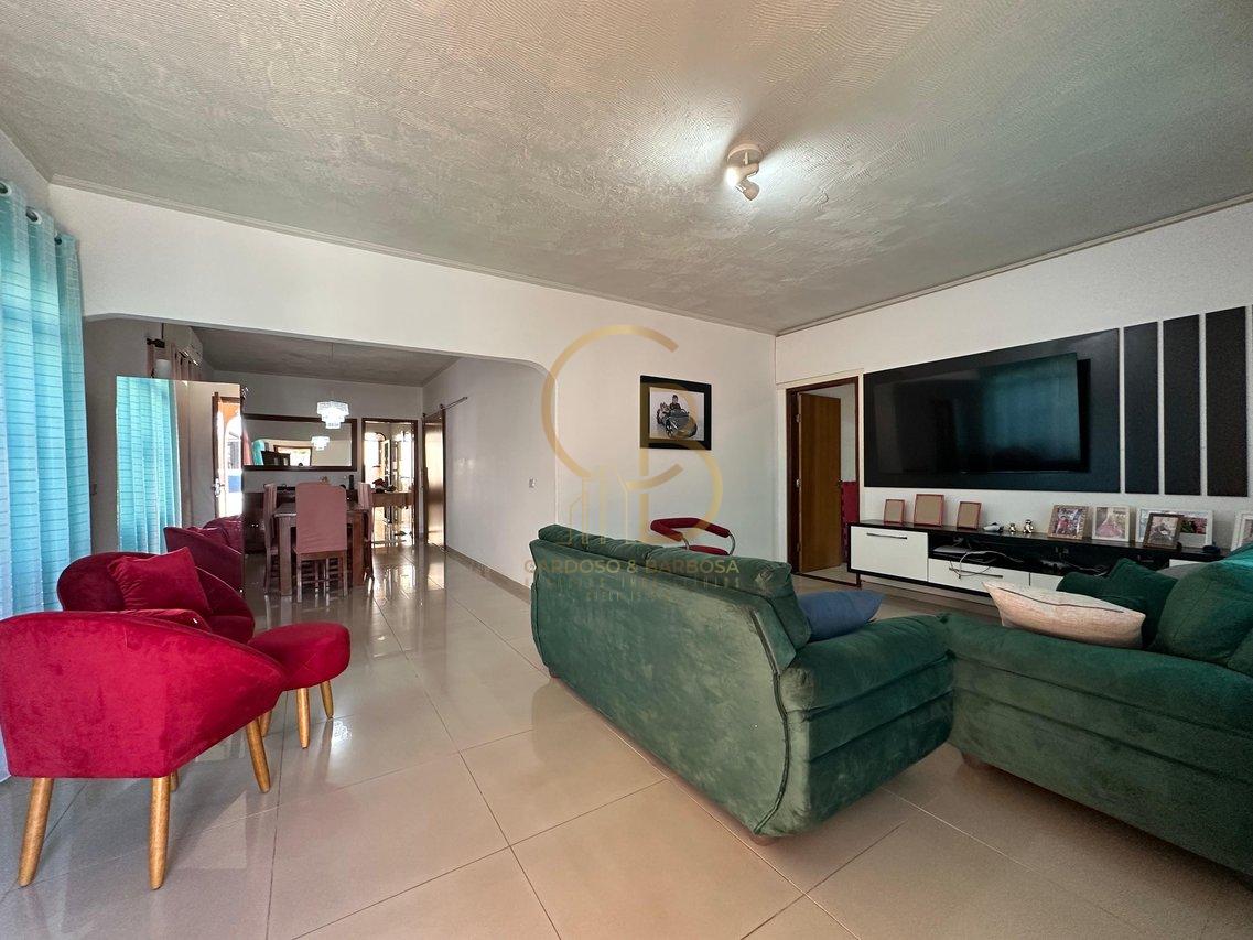 CASA COM PISCINA NA VILA JUSSARA– CONFORTO, SEGURANÇA E PRATICIDADE EM UM SÓ LUGAR!  Campo Grande - 