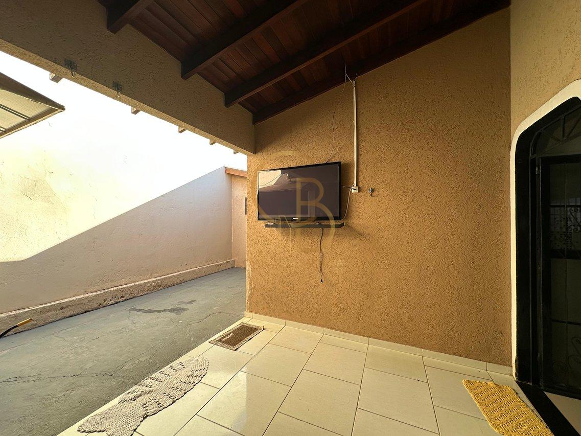 CASA COM PISCINA NA VILA JUSSARA– CONFORTO, SEGURANÇA E PRATICIDADE EM UM SÓ LUGAR!  Campo Grande - 