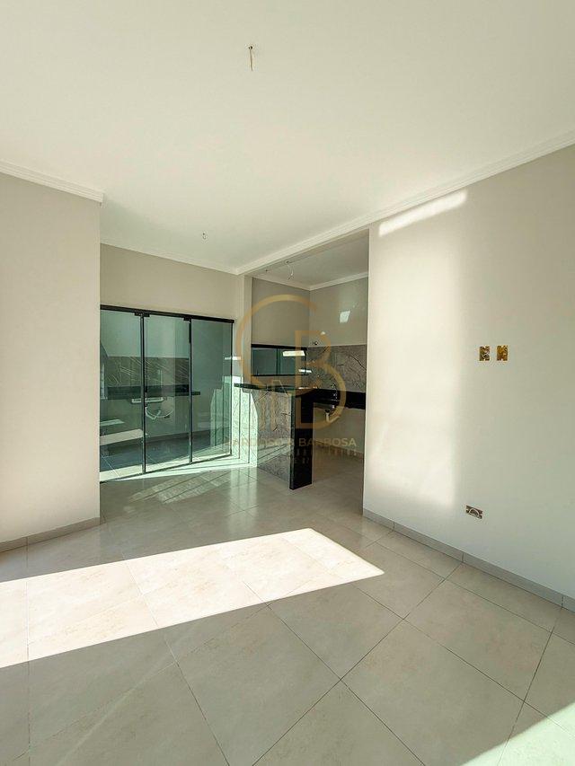 Conforto e estilo em cada detalhe – Casa com suíte e churrasqueira gourmet! Rua Fuad Geleláite Campo Grande - 